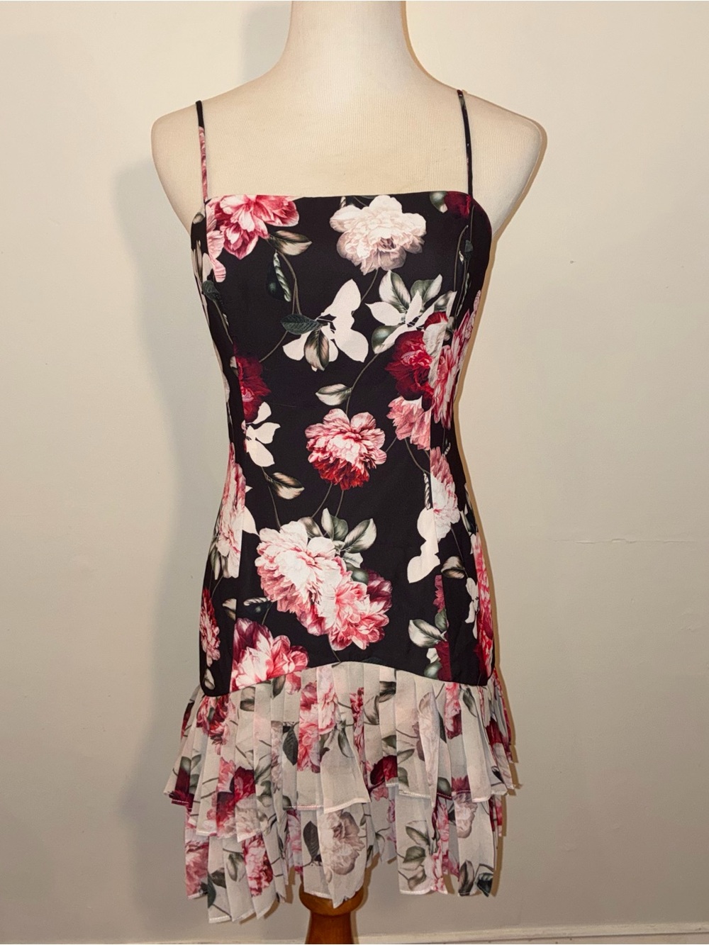 Fame and Partners Black Floral Spaghetti-Strap Ruffle Mini Dress